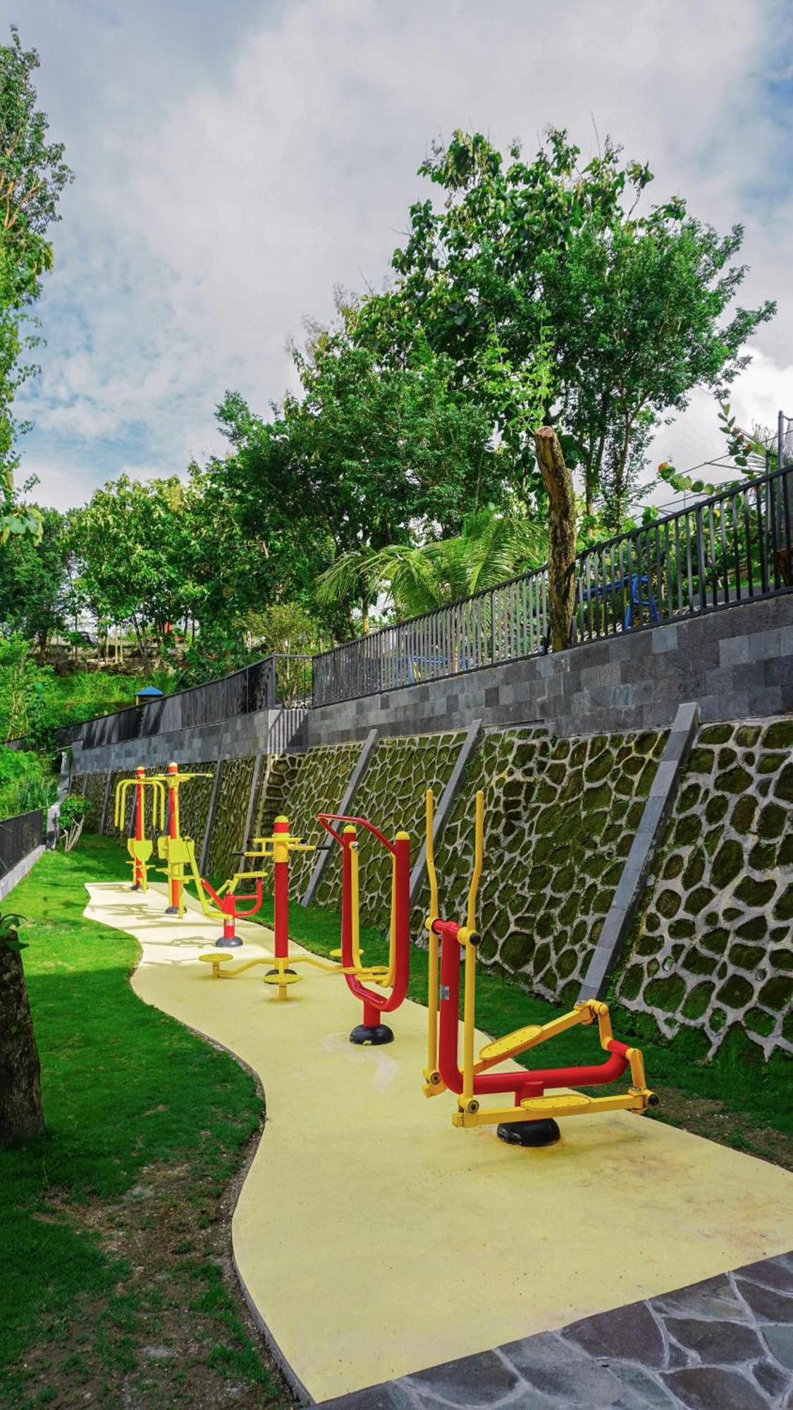 Amaranta Prambanan Yogyakarta Hotel ภายนอก รูปภาพ